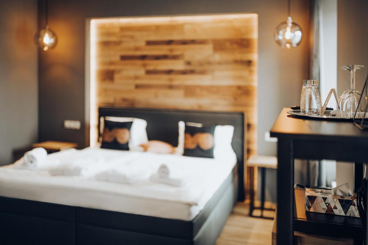 Wine & Wellness Hotel Besedni Dum Valtice Ngoại thất bức ảnh