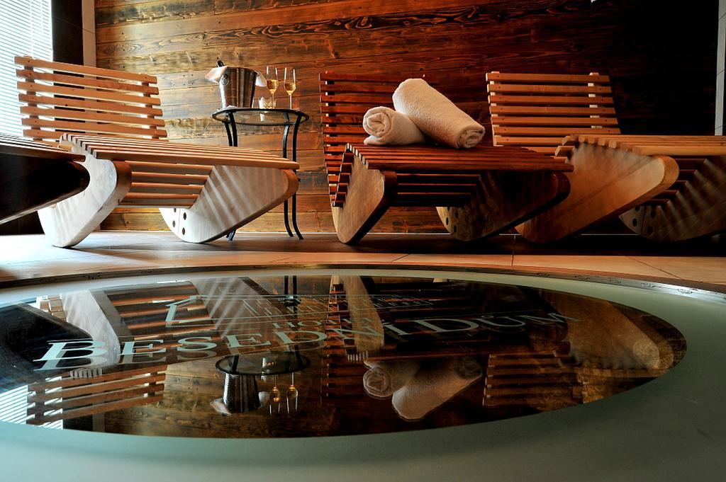 Wine & Wellness Hotel Besedni Dum Valtice Ngoại thất bức ảnh